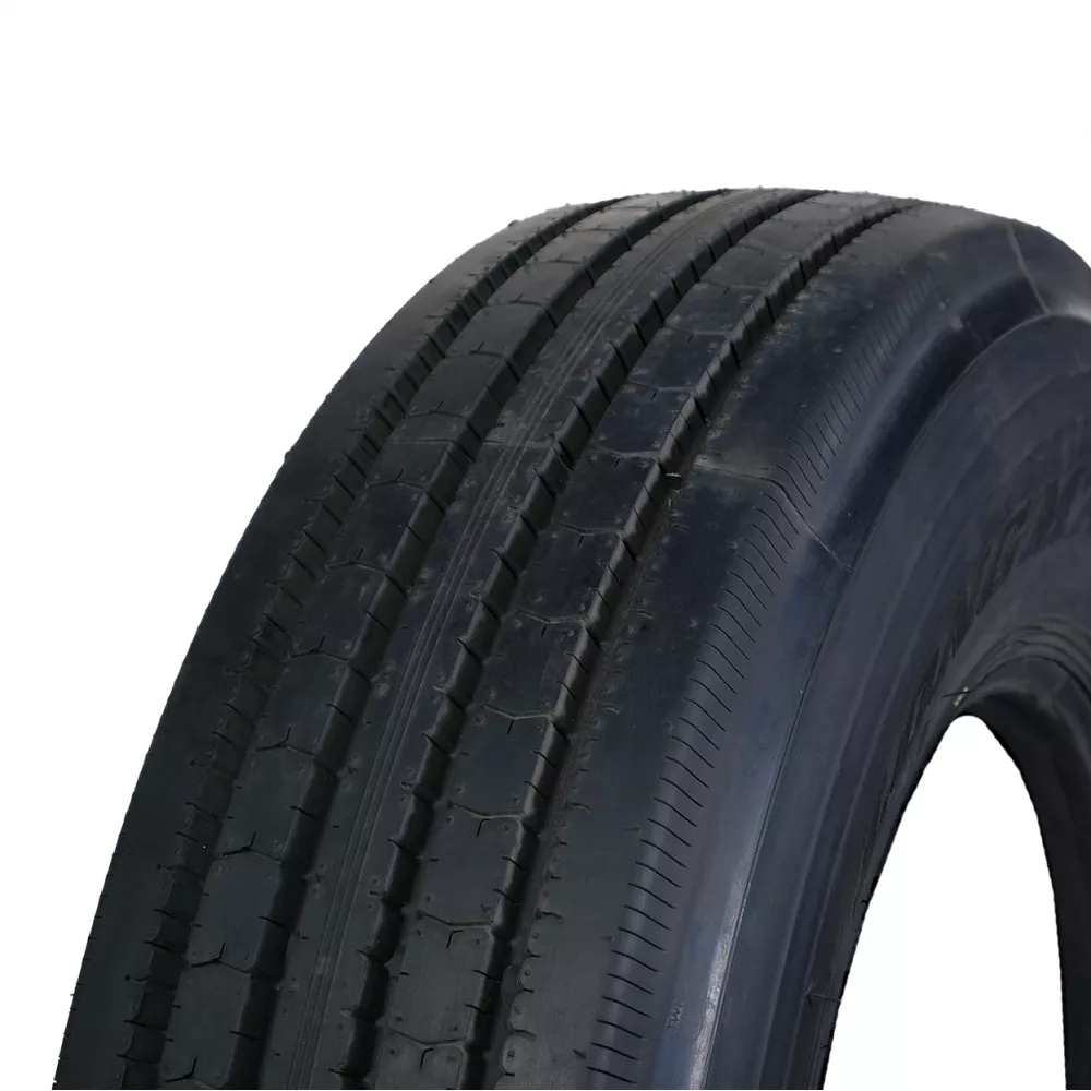 Грузовая шина 295/80 R22,5 Long March LM-216 18PR в Нязепетровске