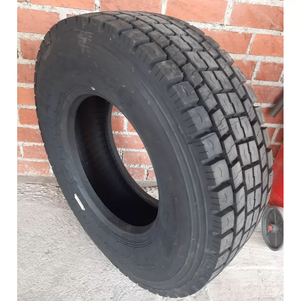 Грузовая шина 305/70 R19,5 Long March LM-329 18PR в Нязепетровске